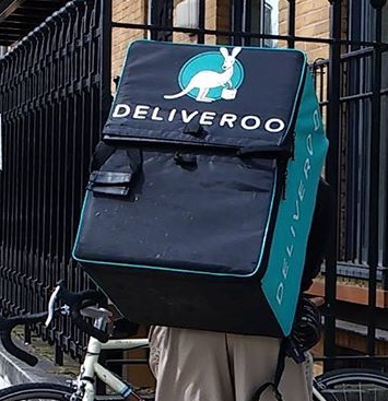 Deliveroo drivers renew threat of action over no pay deal - Brighton and Hove News