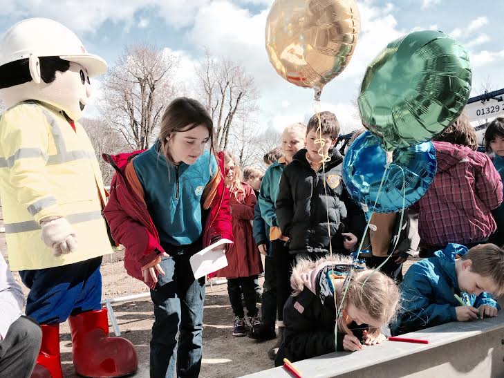 Bilingual pupils take part in ceremony at new school site in Hove