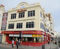 Robbers steal thousands of pounds from Harry Ramsden’s in Brighton