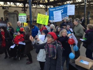 Caroline Lucas NHS Bill send-off 20160311-4