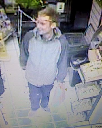 CCTV released in bid to trace Level mugger