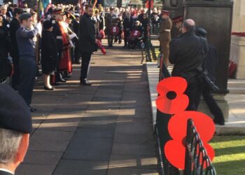 Dozens gather at Hove war memorial despite Remembrance parade being scrapped