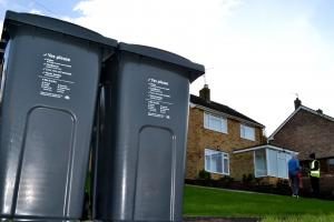 recycling-wheelie-bins