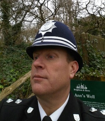 Police hunt bottom-slapping cyclist