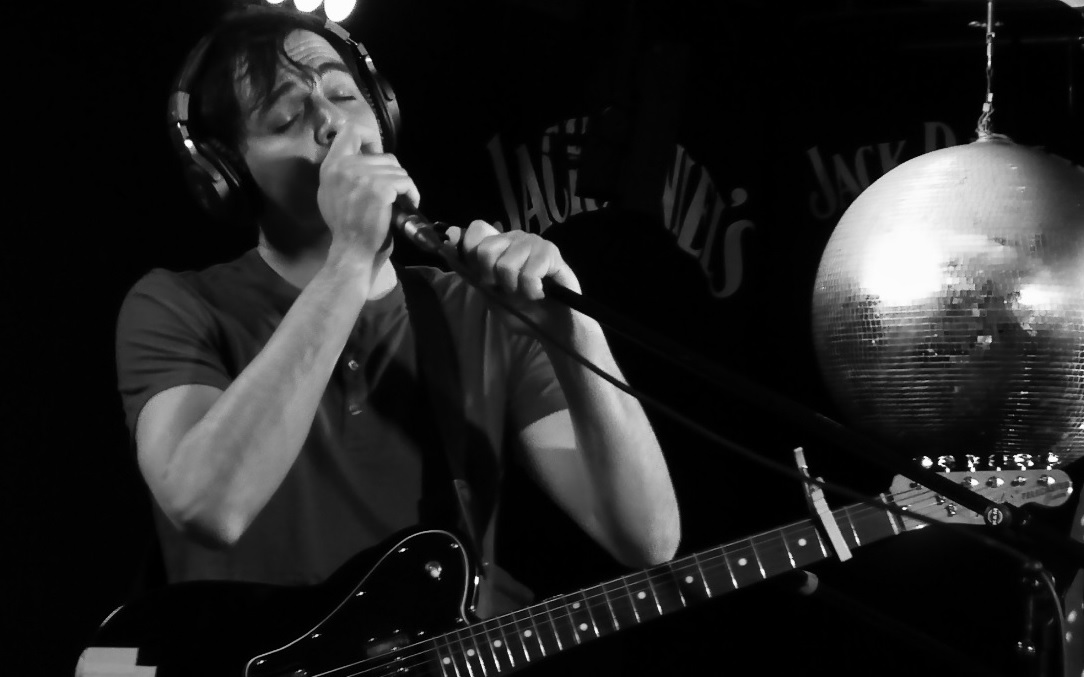 Bayonne wows Brighton with mesmerising concert