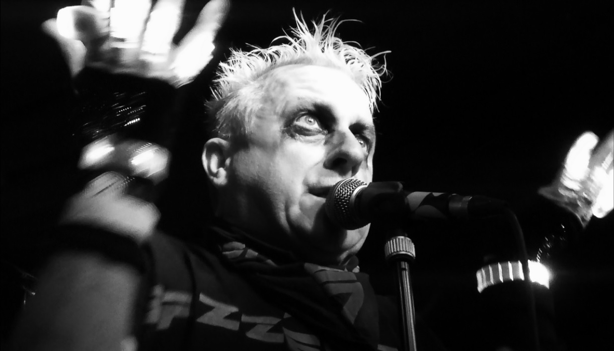 ‘Where’s Captain Kirk?’ and ‘Spock’s Missing’…. We go in search of Spizz