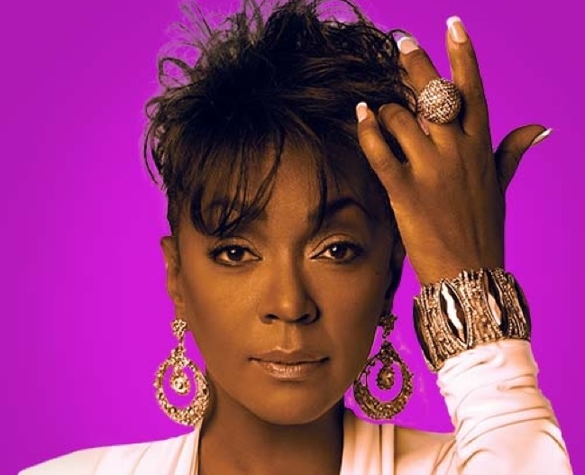 Anita Baker to play final UK concert in East Sussex.