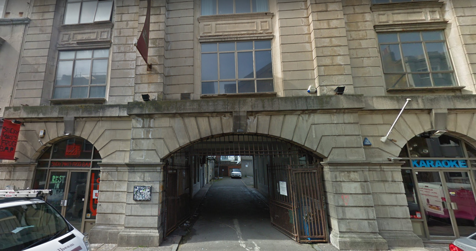 Neo-classical frontage to go if planners approve new offices