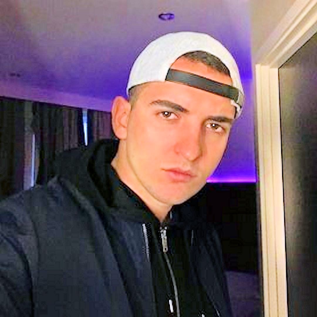 Brighton police ask for help to find wanted man