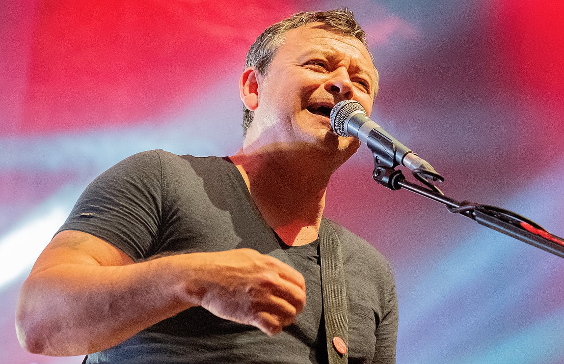 Manic Street Preachers get ‘Ultra Vivid’ in Brighton