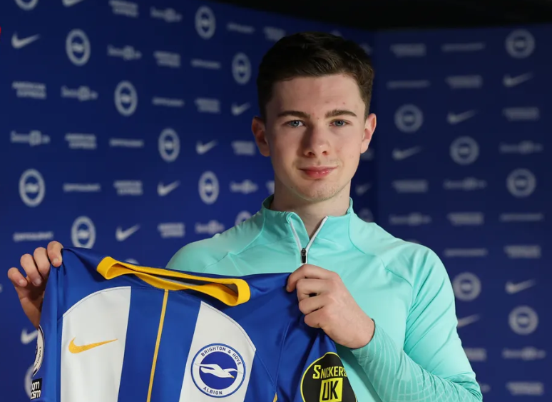 Brighton and Hove Albion sign promising young midfielder from Bohemians