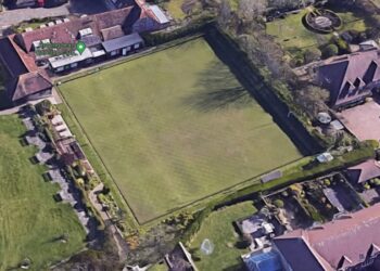 Bowls club faces rematch with planners over proposed revamp
