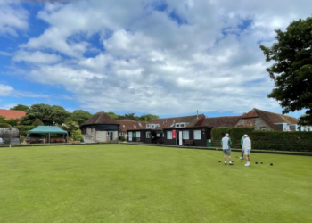 Bowls club faces rematch with planners over proposed revamp