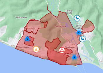 Thousands of homes without water on hottest weekend of the year