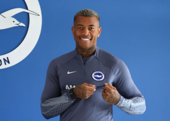 Albion sign Fiorentina defender for £14m