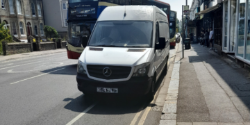 Lewes Road and A23 set to get double red lines