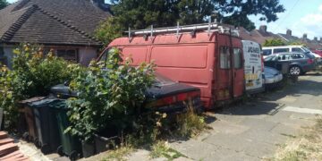 Old bangers parked outside Portslade house must be moved, council orders