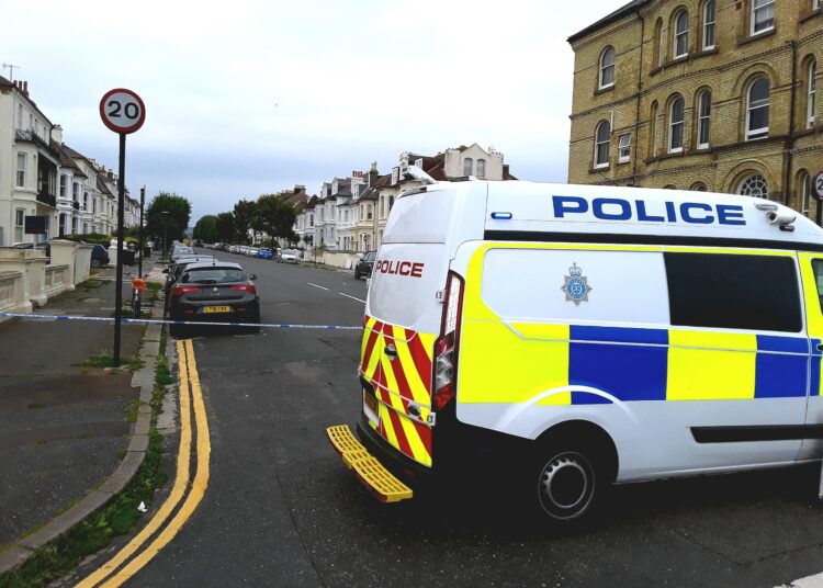 Police cordon off main road in Hove with bomb disposal on scene