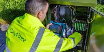 Faster internet project paused with roads already dug up