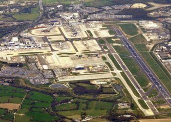 Greens lambast Labour U-turn on Gatwick second runway