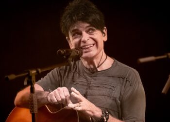 Gary Numan – ‘Are ‘Friends’ Acoustic?’: Brighton church gig report