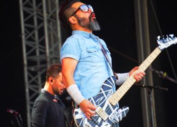 Feeder announce new album and Sussex gig date as part of UK tour