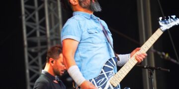 Feeder announce new album and Sussex gig date as part of UK tour