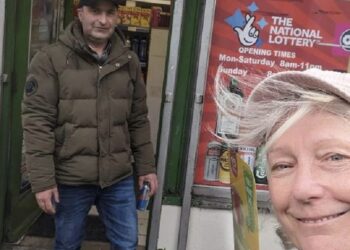 Sharp-eyed shopkeeper thwarts bike thief