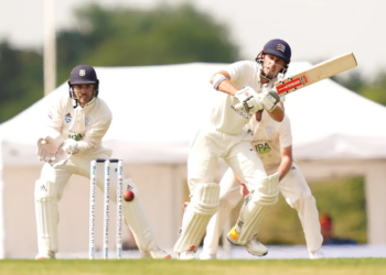 Sussex sign veteran wicketkeeper batter from Middlesex
