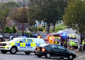 Hove road closed after blaze as police and fire crews return