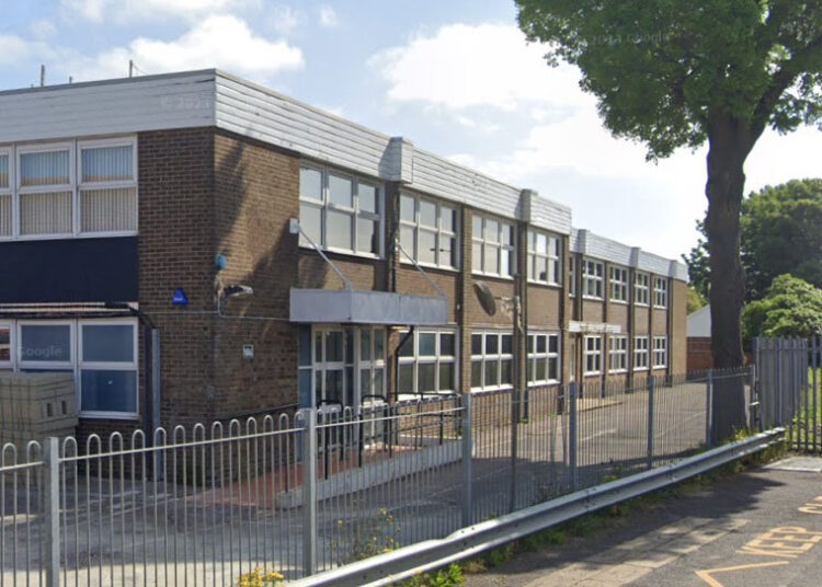 Hoogstraten’s sons bid to turn former jobcentre into flats