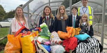 Students swap clothes to highlight sustainable fashion