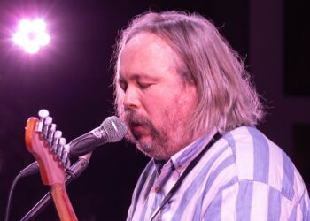 Absorbing concert in Brighton Church from Richard Dawson