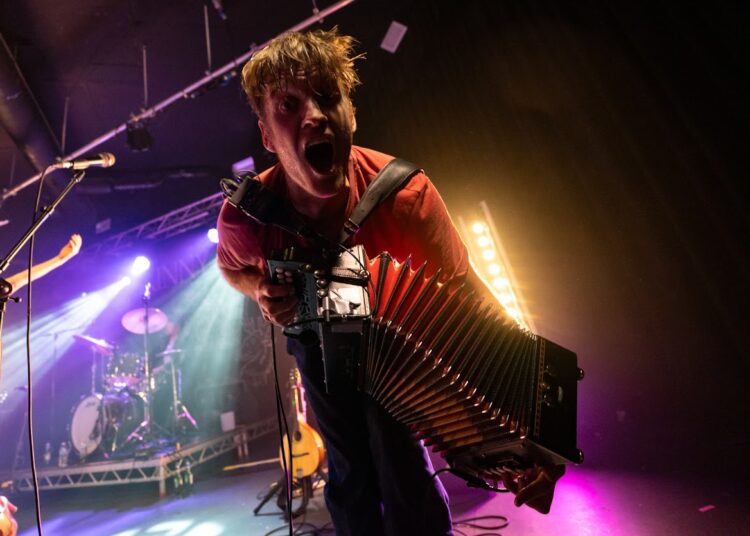 Skinny Lister ‘Rattle & Roar’ through their Brighton concert
