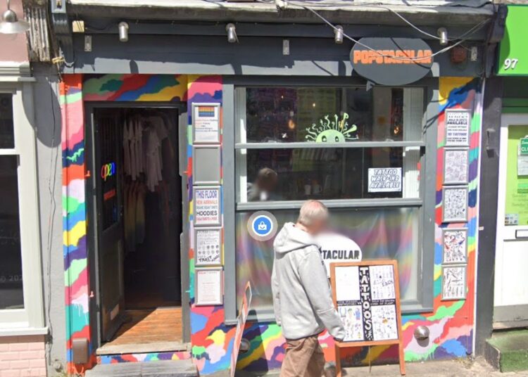 Alternative clothes store bids to open private members club with 1am licence