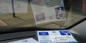 Blue badge fraudsters fined thousands