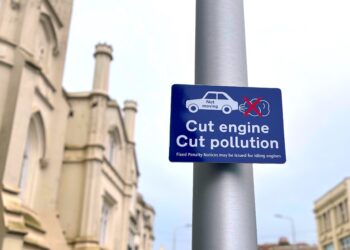 Drivers to be hit with £40 fines for idling engines