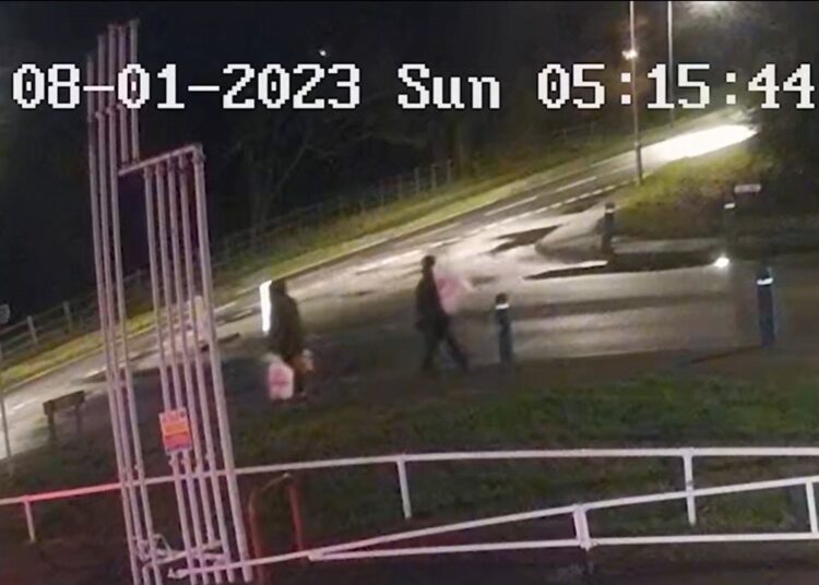 On-the-run aristocrat was seen with lifeless baby in a sling, court told