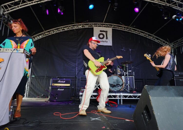 Members of Jesus And Mary Chain, Elastica and The Wedding Present announce second headline Brighton gigs