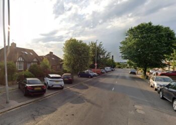 Drivers face fines for pavement parking in Hove road