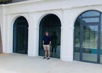 First tenant of historic Brighton seafront building revealed