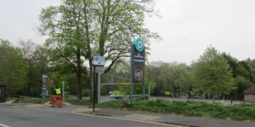 Parking charges introduced at leisure centre