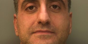 Misogynistic Hove estate agent jailed for abusing employee he was in on-off relationship with