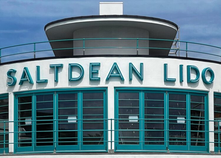 Public library set to return to Saltdean Lido