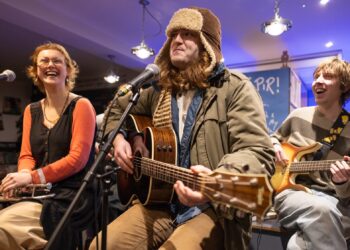 Tapir! perform live in Brighton record store