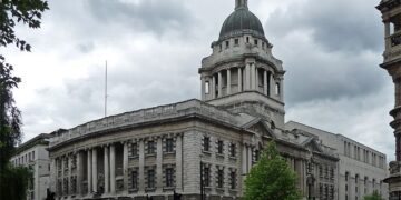 Explosion halts Brighton manslaughter trial at Old Bailey