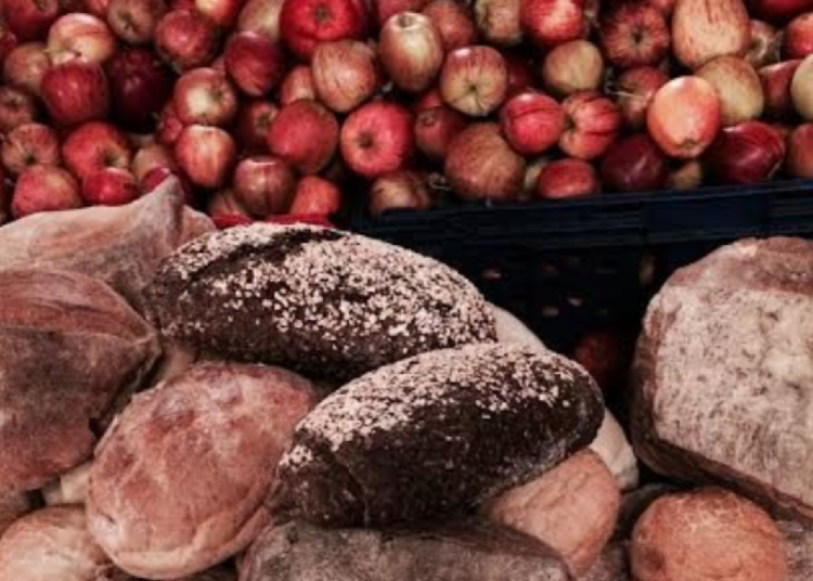 Food bank use soars prompting crowdfunder