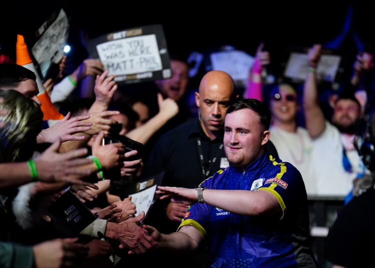 Luke Littler effect sees Portslade pub move to let kids in to play darts