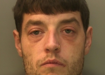 Shocking moment knifeman threatens A&E staff caught on camera