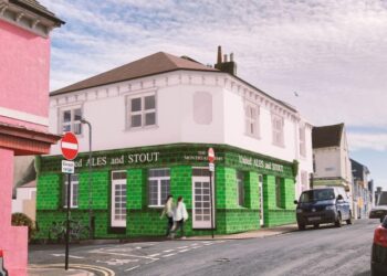 Alternate application to keep pub’s green tiles submitted